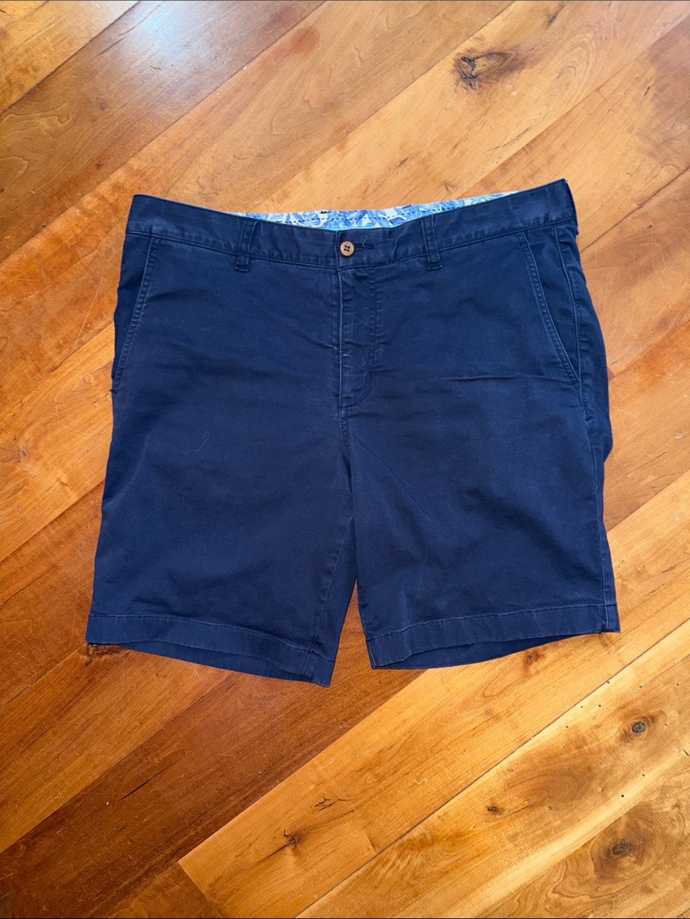 Tommy Bahama Boracay Chino 9-Inch Shorts - Maritime - 34"